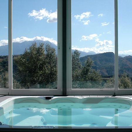 Jingtu Wellness & Spa B&B 코마레스 외부 사진